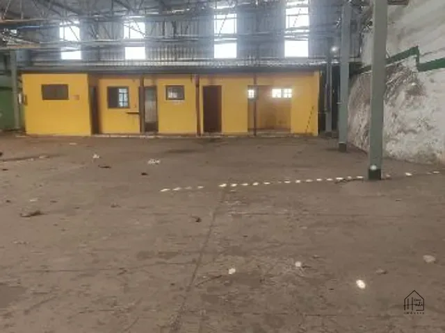 Galpão / Barracão com 800m², à venda, no bairro Jardim Rebelato em Cotia