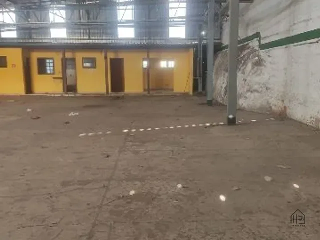Galpão / Barracão com 800m², à venda, no bairro Jardim Rebelato em Cotia