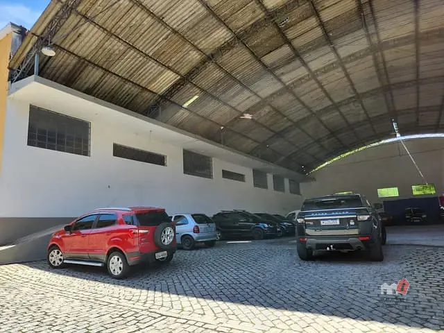 Galpão / Barracão para alugar, no bairro Itamarati em Petrópolis
