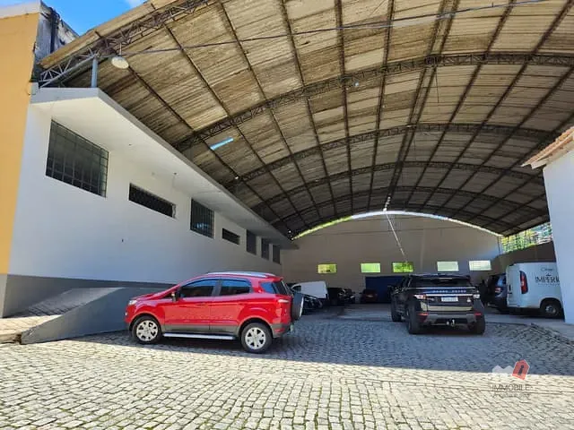 Galpão / Barracão para alugar, no bairro Itamarati em Petrópolis