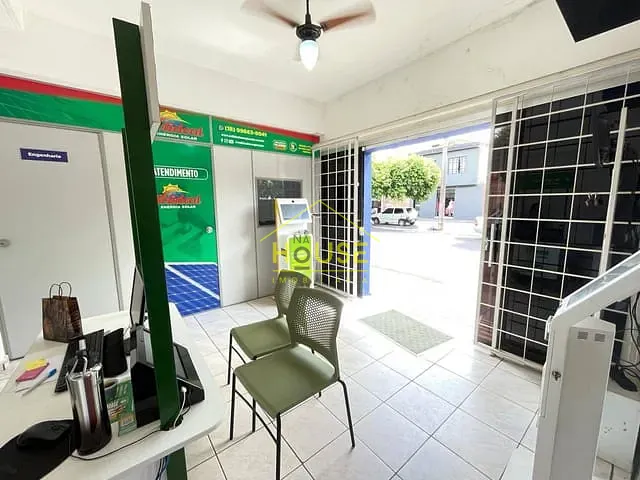 Galpão / Barracão à venda, no bairro Centro em Buritama