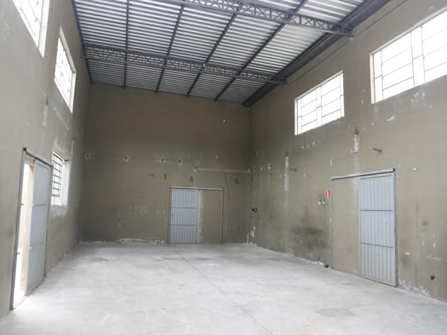 Foto do Galpão / Barracão - Galpão à venda, 130 m² por R$ 390.000,00 - Chácaras Reunidas - São José dos Campos/SP | INDEPENDENCE NEGOCIOS IMOBILIARIOS LTDA