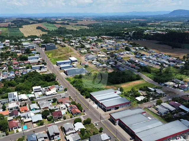 Sala com 445m², para alugar, no bairro Canabarro em Teutônia