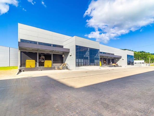 Galpão / Barracão com 3000m², à venda, no bairro Sertão Santa Luzia em Porto Belo