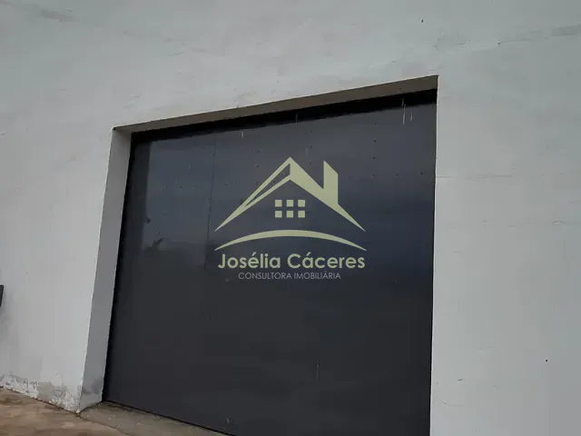 Galpão / Barracão com 200m², para alugar, no bairro Petrópolis em Várzea Grande