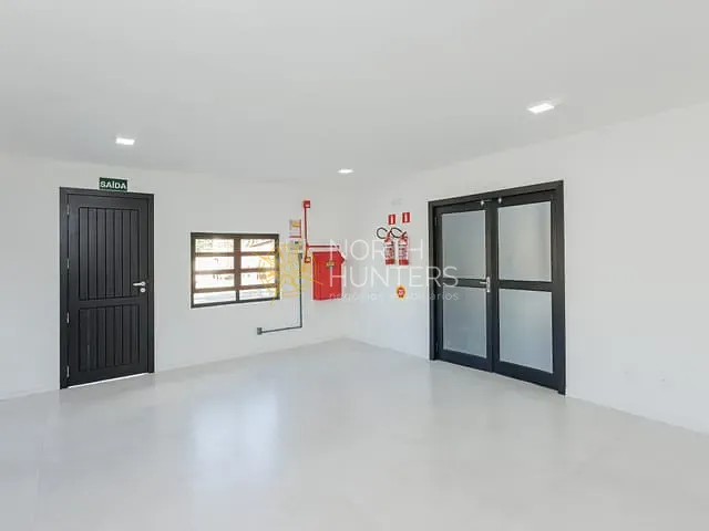 Galpão / Barracão com 600m², para alugar, no bairro Itinga em Joinville