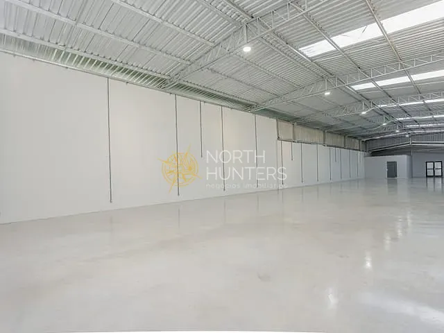 Galpão / Barracão com 600m², para alugar, no bairro Itinga em Joinville