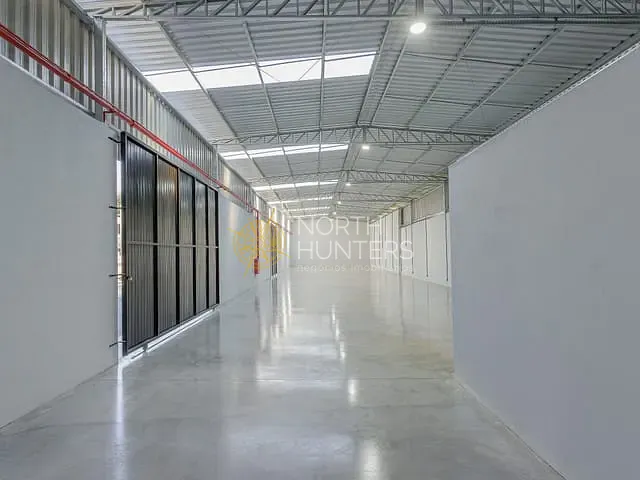 Galpão / Barracão com 600m², para alugar, no bairro Itinga em Joinville