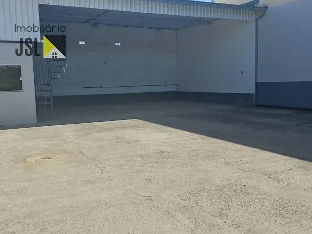Galpão / Barracão com 300m², à venda ou para alugar, no bairro Vila Menino Jesus em Caçapava