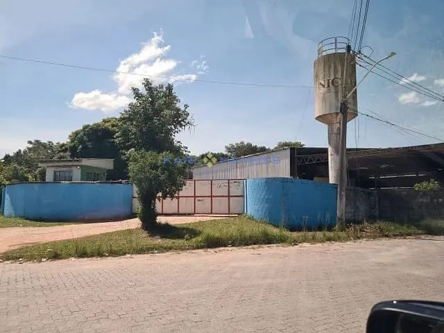 Galpão / Barracão com 6362m², à venda, no bairro Mantiquira em Duque de Caxias