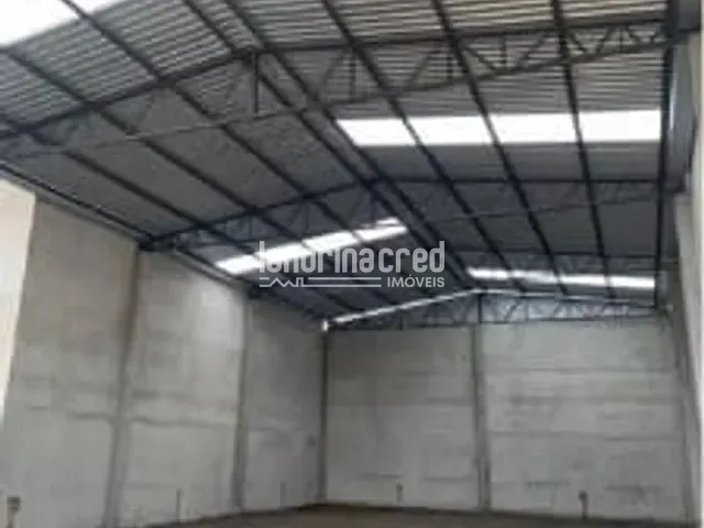 Galpão / Barracão com 300m², à venda, no bairro Vila Triângulo em Arapongas