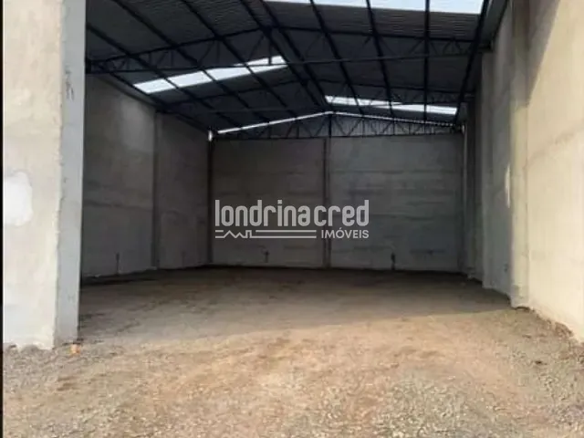 Galpão / Barracão com 300m², à venda, no bairro Vila Triângulo em Arapongas