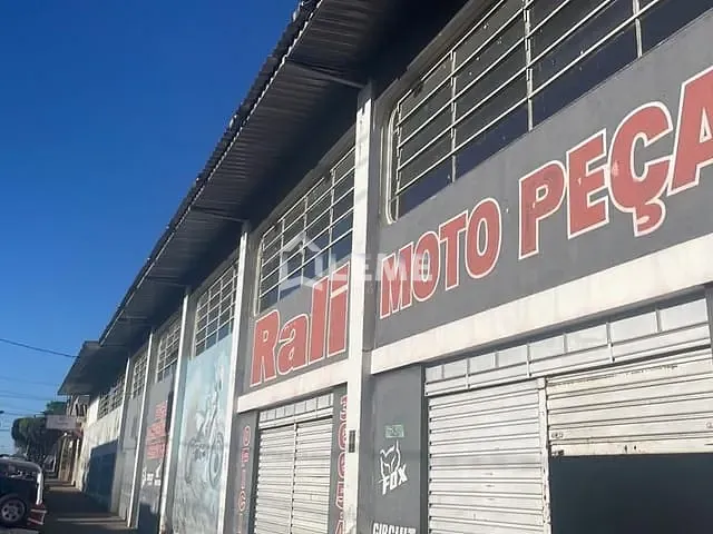 Galpão / Barracão à venda ou para alugar, no bairro Centro em Mococa