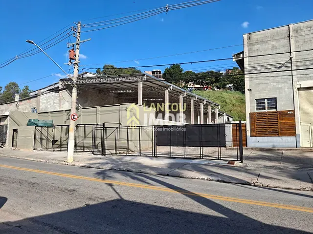 Galpão / Barracão com 4000m², para alugar, no bairro São Roberto (Jordanésia) em Cajamar