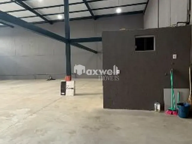 Galpão / Barracão para alugar, no bairro Residencial Village Garavelo em Aparecida de Goiânia