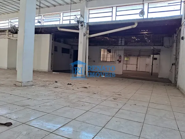 Galpão / Barracão à venda, no bairro Flamengo em Maricá