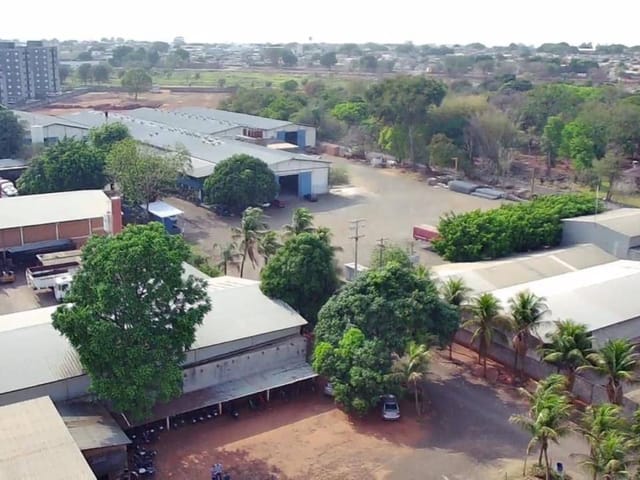 Galpão / Barracão com 4100m², para alugar, no bairro Vila Cidade Morena em Campo Grande