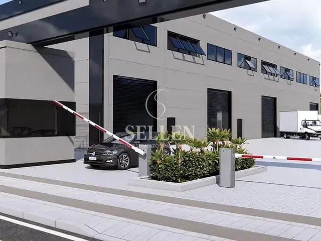 Galpão / Barracão com 650m², para alugar, no bairro Rio Pequeno em Camboriú
