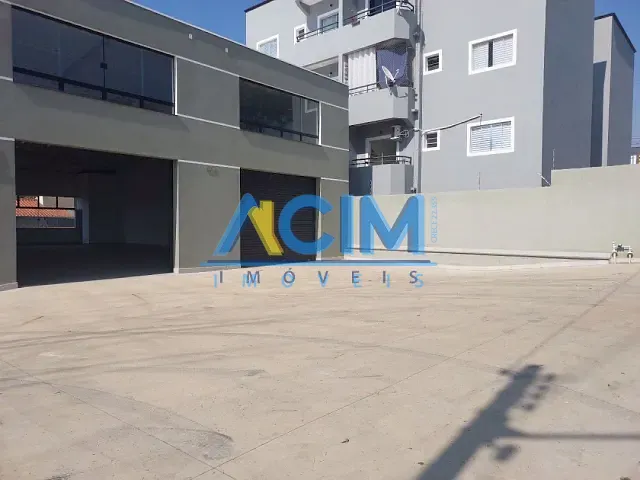 Galpão / Barracão com 470m², para alugar, no bairro Bairro inválido em Cidade inexistente
