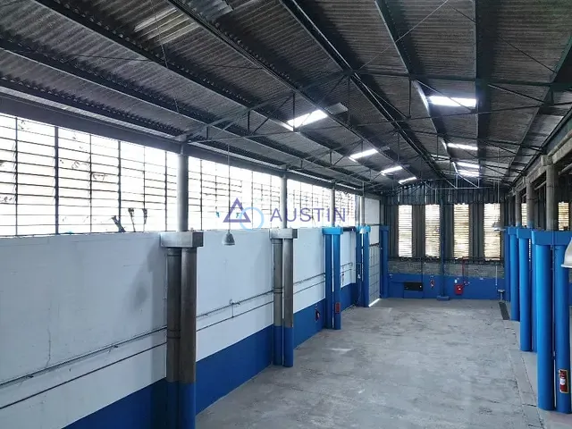 Galpão / Barracão com 2600m², para alugar, no bairro Jardim Humaitá em São Paulo