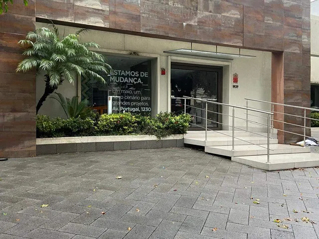 Galpão / Barracão para alugar, no bairro Vila Gilda em Santo André