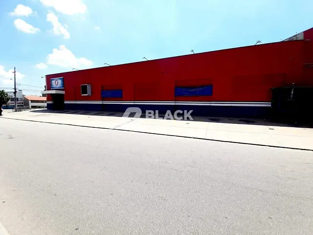 Galpão / Barracão com 881m², para alugar, no bairro Jardim Sao Paulo em Sorocaba