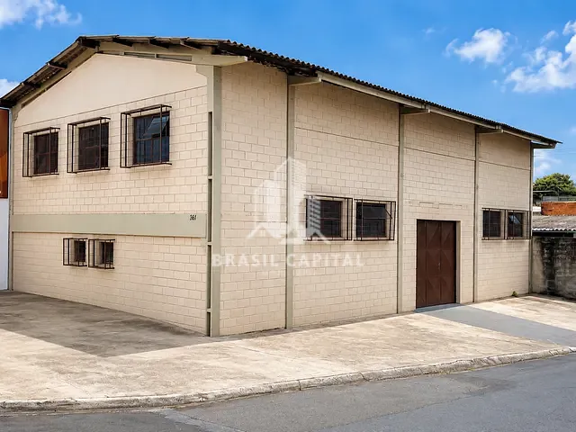 Galpão / Barracão com 308m², à venda ou para alugar, no bairro Vila Barão em Sorocaba