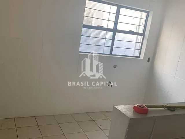 Galpão / Barracão com 308m², à venda ou para alugar, no bairro Vila Barão em Sorocaba