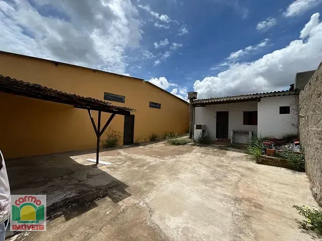 Galpão / Barracão com 496m², à venda, no bairro Conjunto Habitacional Vila União em Anápolis