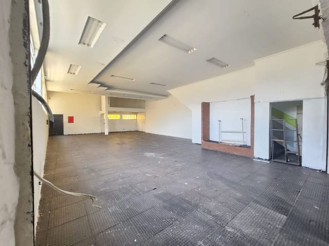 Galpão / Barracão para alugar, no bairro Vila Formosa em São Paulo