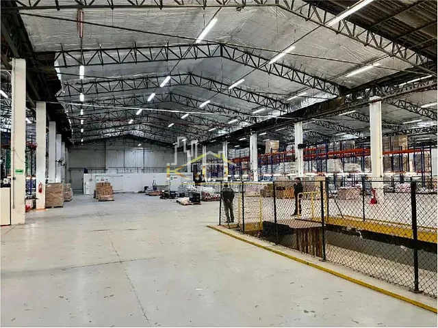 Galpão / Barracão com 11300m², para alugar, no bairro Vila Ribeiro de Barros em São Paulo