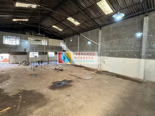 Galpão / Barracão com 1000m², para alugar, no bairro Vila Amália (Zona Norte) em São Paulo