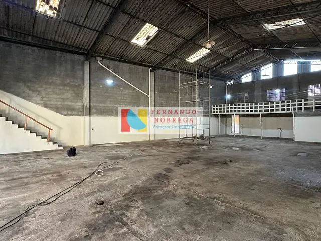 Galpão / Barracão com 1000m², para alugar, no bairro Vila Amália (Zona Norte) em São Paulo