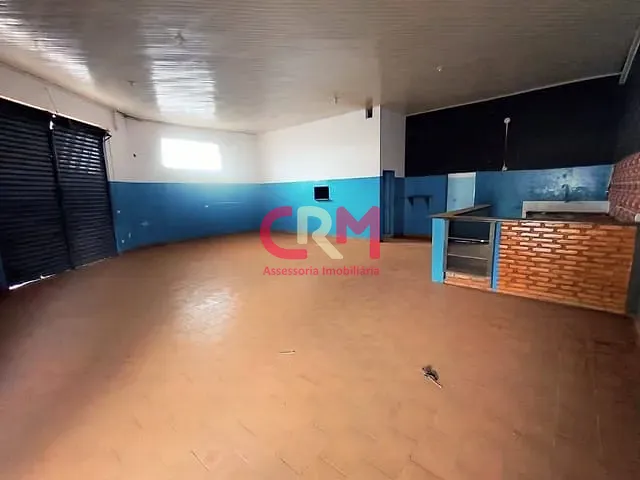 Galpão / Barracão com 116m², para alugar, no bairro Villa Romana em Taquaritinga
