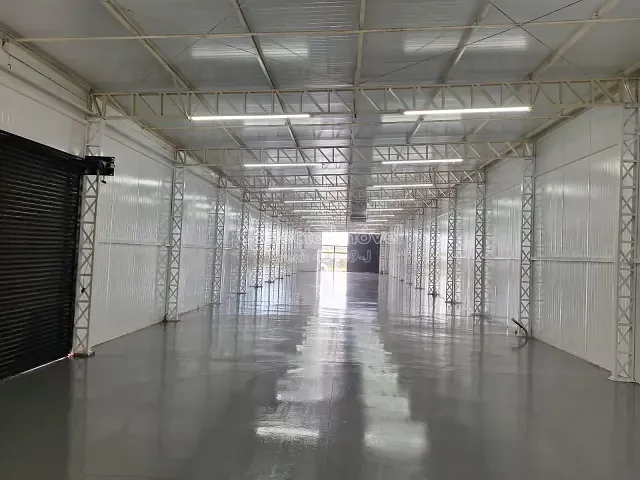 Galpão / Barracão com 987m², para alugar, no bairro Imigrantes em Holambra