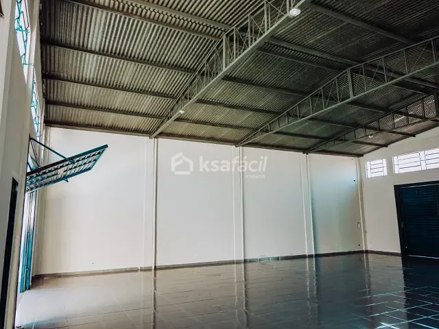 Galpão / Barracão com 360m², à venda, no bairro Jardim Jockey Club em Campo Grande