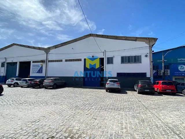 Galpão / Barracão com 1600m², para alugar, no bairro Imbiribeira em Recife
