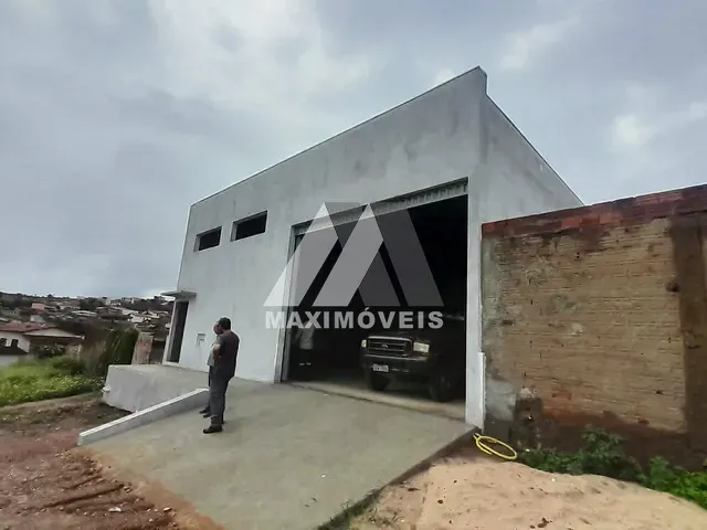 Galpão / Barracão para alugar, no bairro Nova Terra em Araçuaí