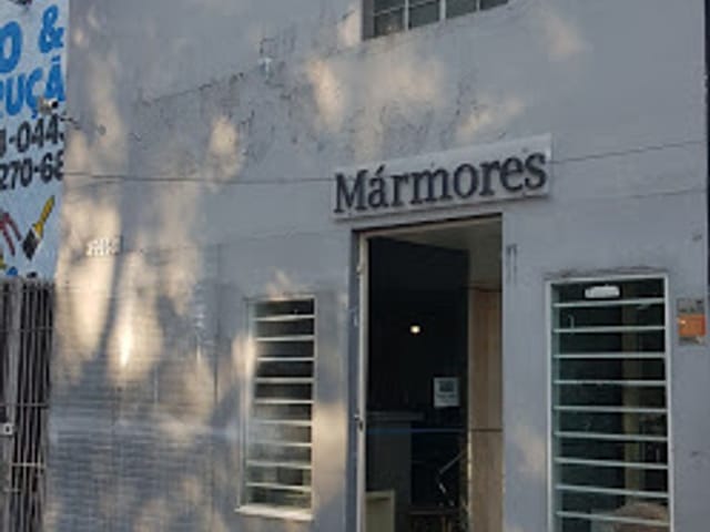 Galpão / Barracão com 312m², à venda, no bairro Parque Guarapiranga em São Paulo