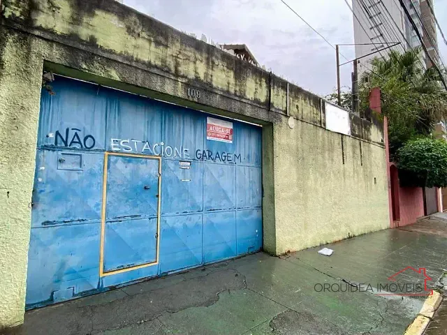 Galpão / Barracão com 500m², para alugar, no bairro Vila Firmiano Pinto em São Paulo