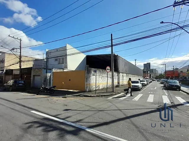 Galpão / Barracão para alugar, no bairro Aterrado em Volta Redonda