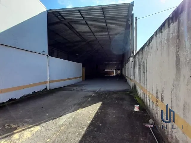 Galpão / Barracão para alugar, no bairro Aterrado em Volta Redonda