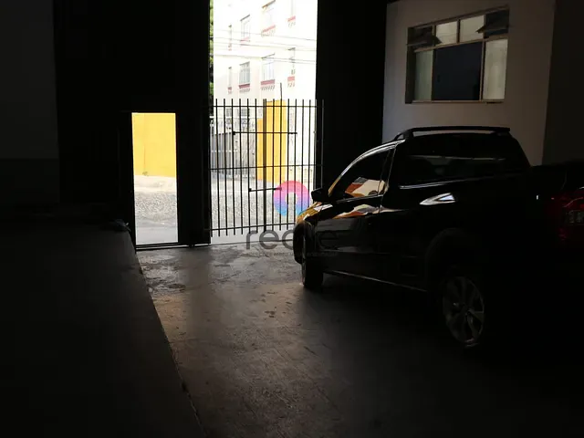 Galpão / Barracão com 369m², à venda, no bairro Carlos Prates em Belo Horizonte