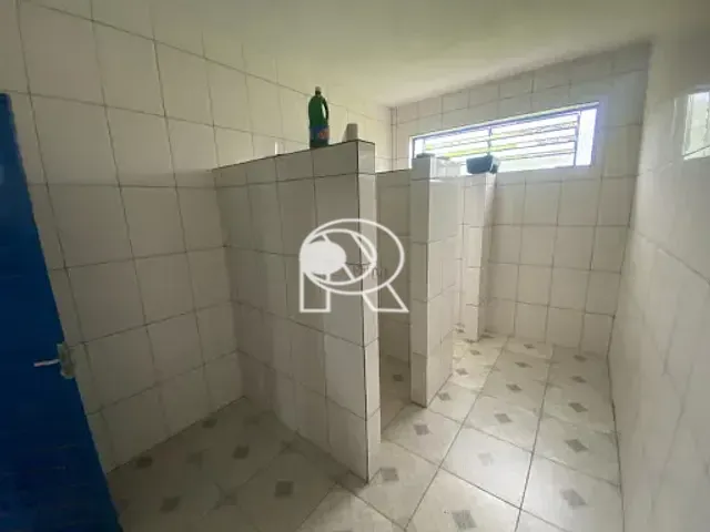 Galpão / Barracão com 593m², para alugar, no bairro Arapongal em Registro