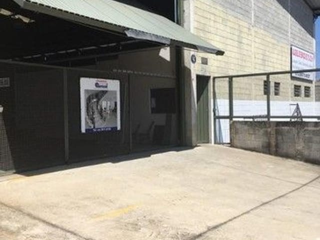 Foto do Galpão / Barracão - Galpão à venda, 750 m² por R$ 1.920.000,00 - Vila Rica - São José dos Campos/SP | RUSSI IMÓVEIS