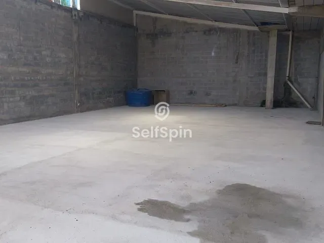 Galpão / Barracão com 200m², para alugar, no bairro Maria Paula em São Gonçalo