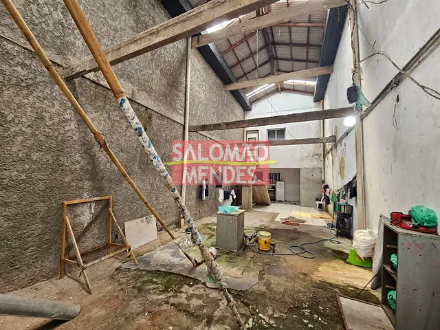 Galpão / Barracão à venda, no bairro Campina em Belém