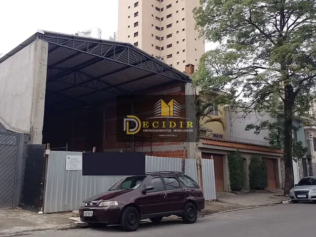 Galpão / Barracão com 300m², para alugar, no bairro Vila Regente Feijó em São Paulo