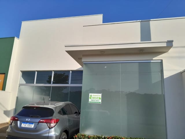Galpão / Barracão com 250m², para alugar, no bairro Jardim das Hortênsias em São João da Boa Vista