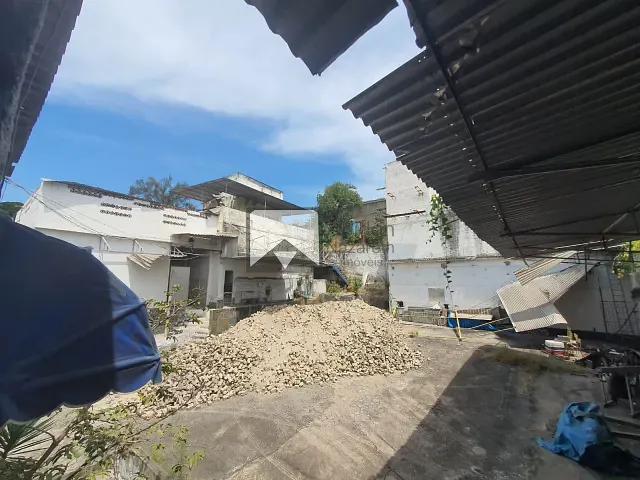 Galpão / Barracão com 1208m², à venda, no bairro Ilha da Conceição em Niterói